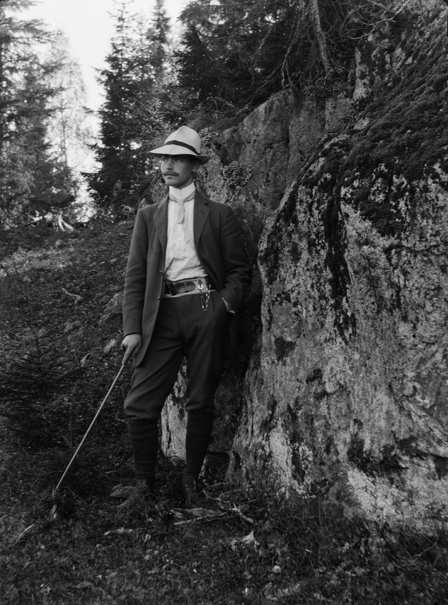 Josef Ärnström, Josef Ärnström i skogen