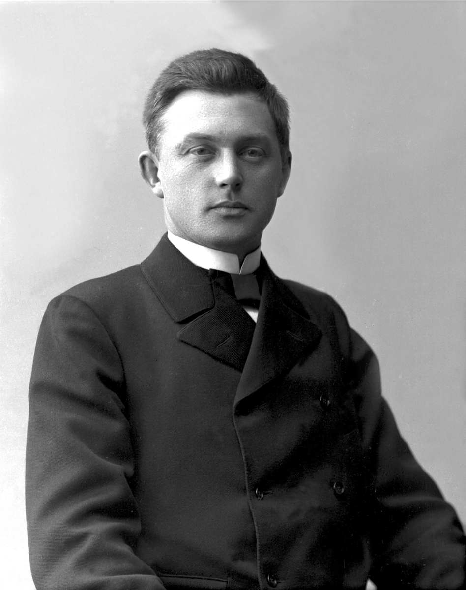 Gustav Borgen, NFB.34342