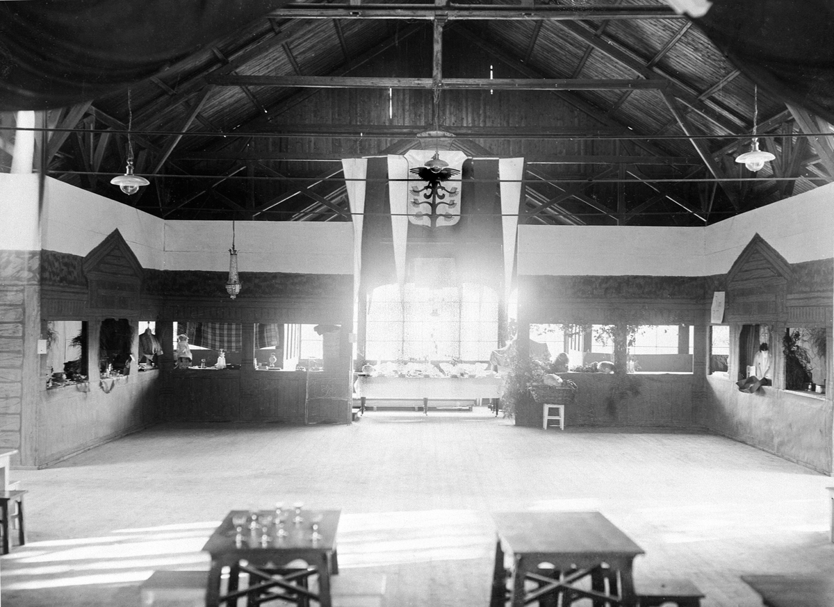 Anno Domkirkeodden, INTERIØR: UTSTILLING I PAVILJONGEN, HAMAR PARK