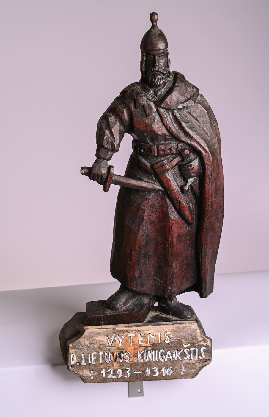 Antanas Bagdonas, Medžio skulptūra „Vytenis, Lietuvos didysis kunigaikštis (1293–1316)“