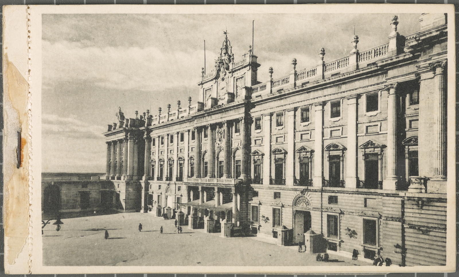 Desconegut, Palacio Nacional. Madrid. 1. Fachada a la Plaza de la Armeria