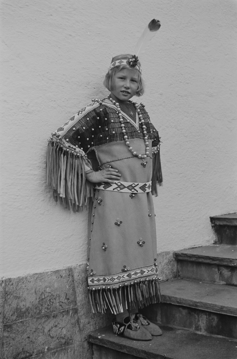 Anders Beer Wilse, Prot: Astrid alene