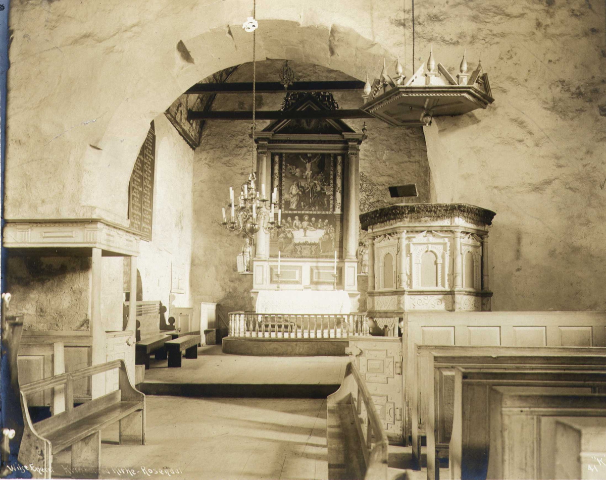Anders Beer Wilse, Interiør mot alter, Kvinnherad kirke, Rosendal, Kvinnherad, Hordaland. Fotografert 1912.
