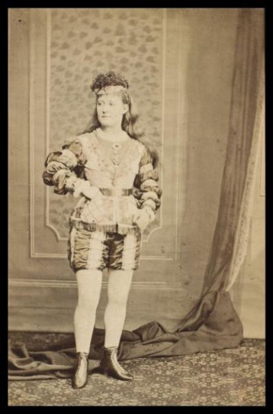 London Stereoscopic and Photographic Company, Guy Little Theatrical Photograph