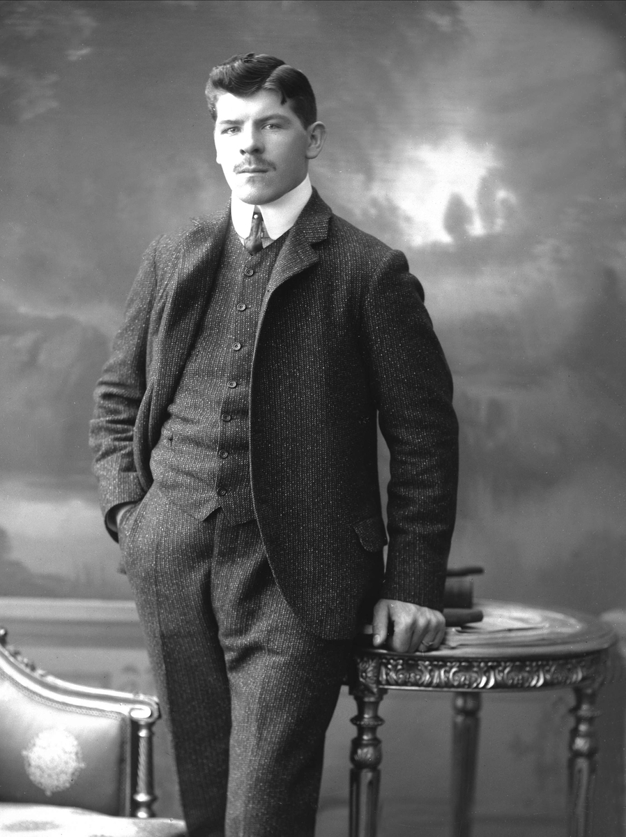 Gustav Borgen, NFB.48112