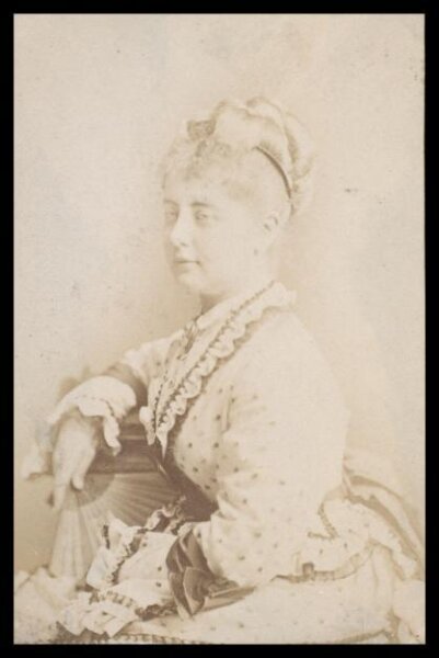 London Stereoscopic and Photographic Company, Guy Little Theatrical Photograph
