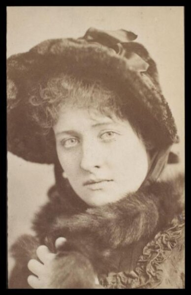London Stereoscopic and Photographic Company, Guy Little Theatrical Photograph