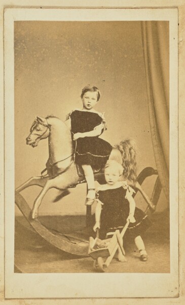 Unknown, [Portrait of two young girls]