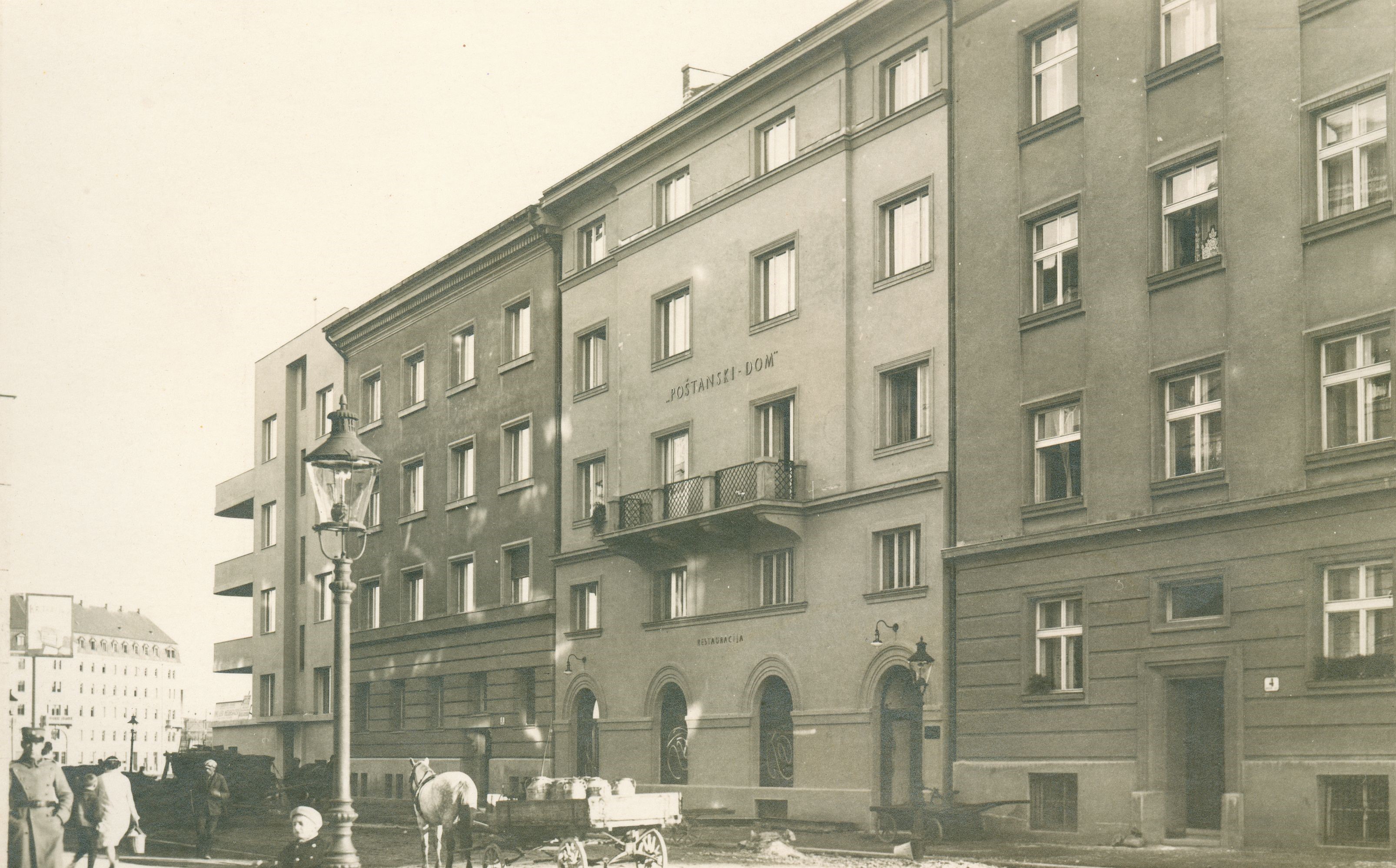 Vladimir Horvat, Zagreb (Hrvojeva ulica) - Poštanski dom