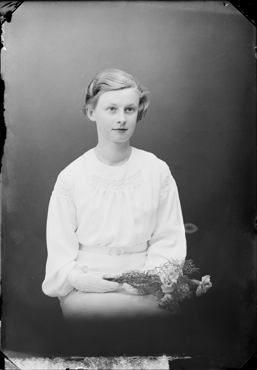 Skötsner-Edhlund, Ateljé Portrait - Ines Knapp from Udden, Forsmark parish, Uppland