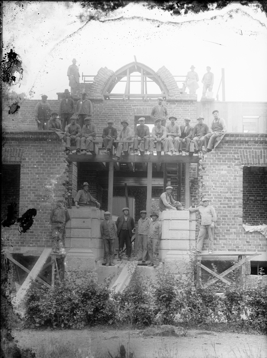Skötsner-Edhlund, Under uppförandet av Östhammars Tingshus, Uppland 1923-1924