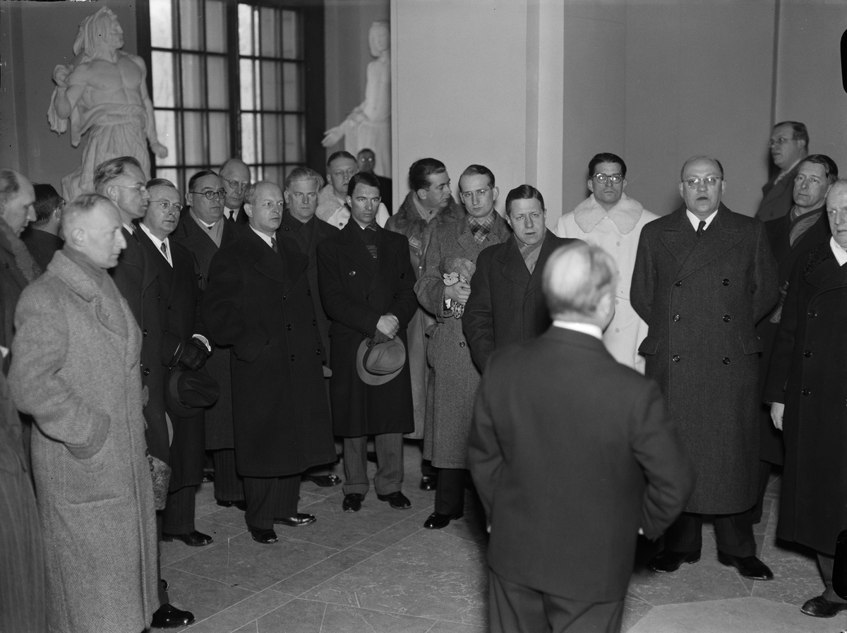 Paul Sandberg, Senior Librarian Anders Grape at Carolina Rediviva receives German Press Officers Invited by the Ministry for Foreign Affairs