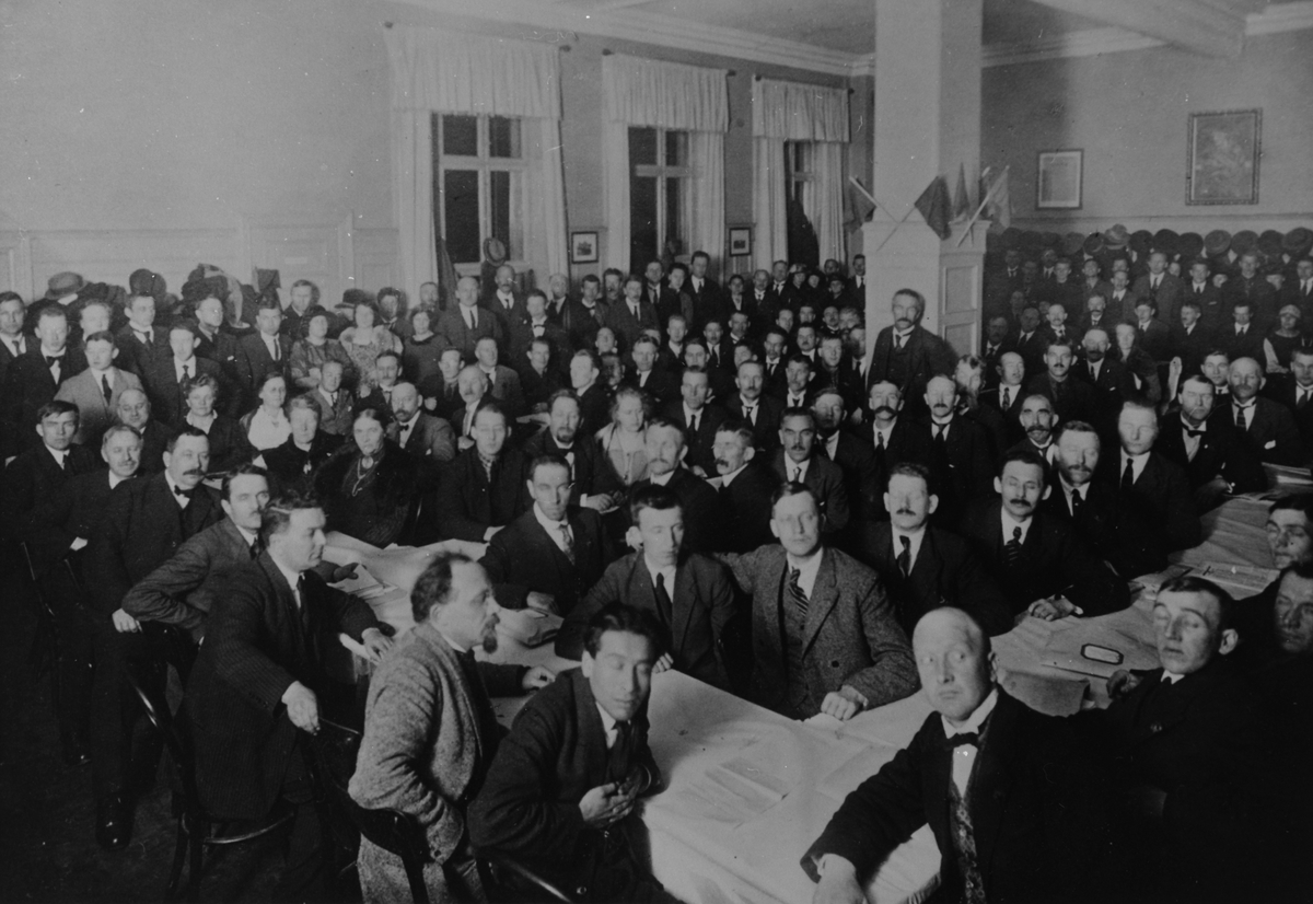 Anno Domkirkeodden, NORGES KOMMUNISTISKE PARTI BLIR STIFTET I ØSTRE ARBEIDERSAMFUND 2-4 NOVEMBER I 1923. EIER: EMIL LØVLIEN
