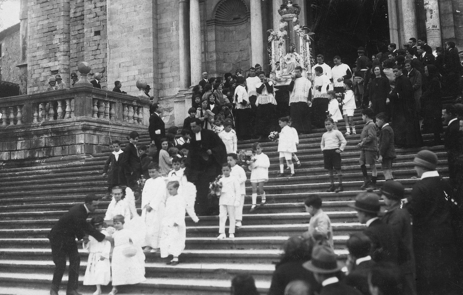 Desconegut, [Procession]