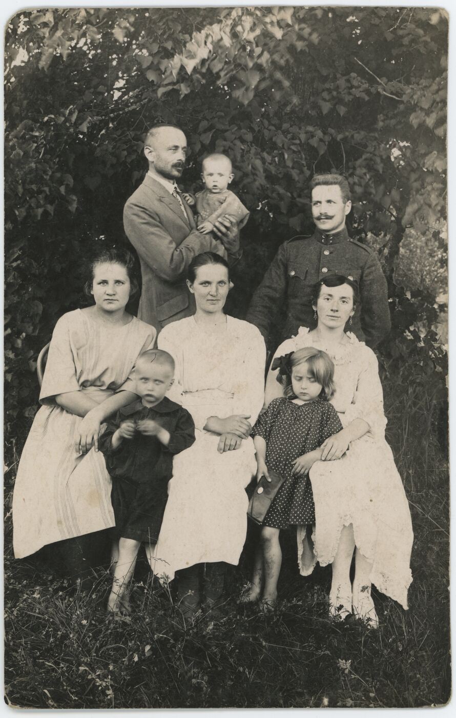 Nežinomas autorius, Bendra šeimos fotografija