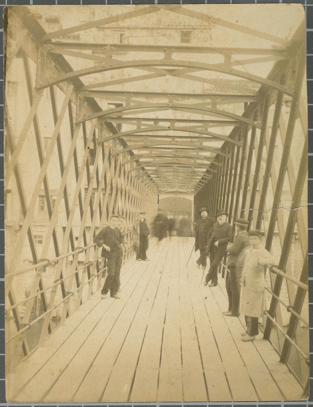 Desconegut, [Old Fish Bridge]