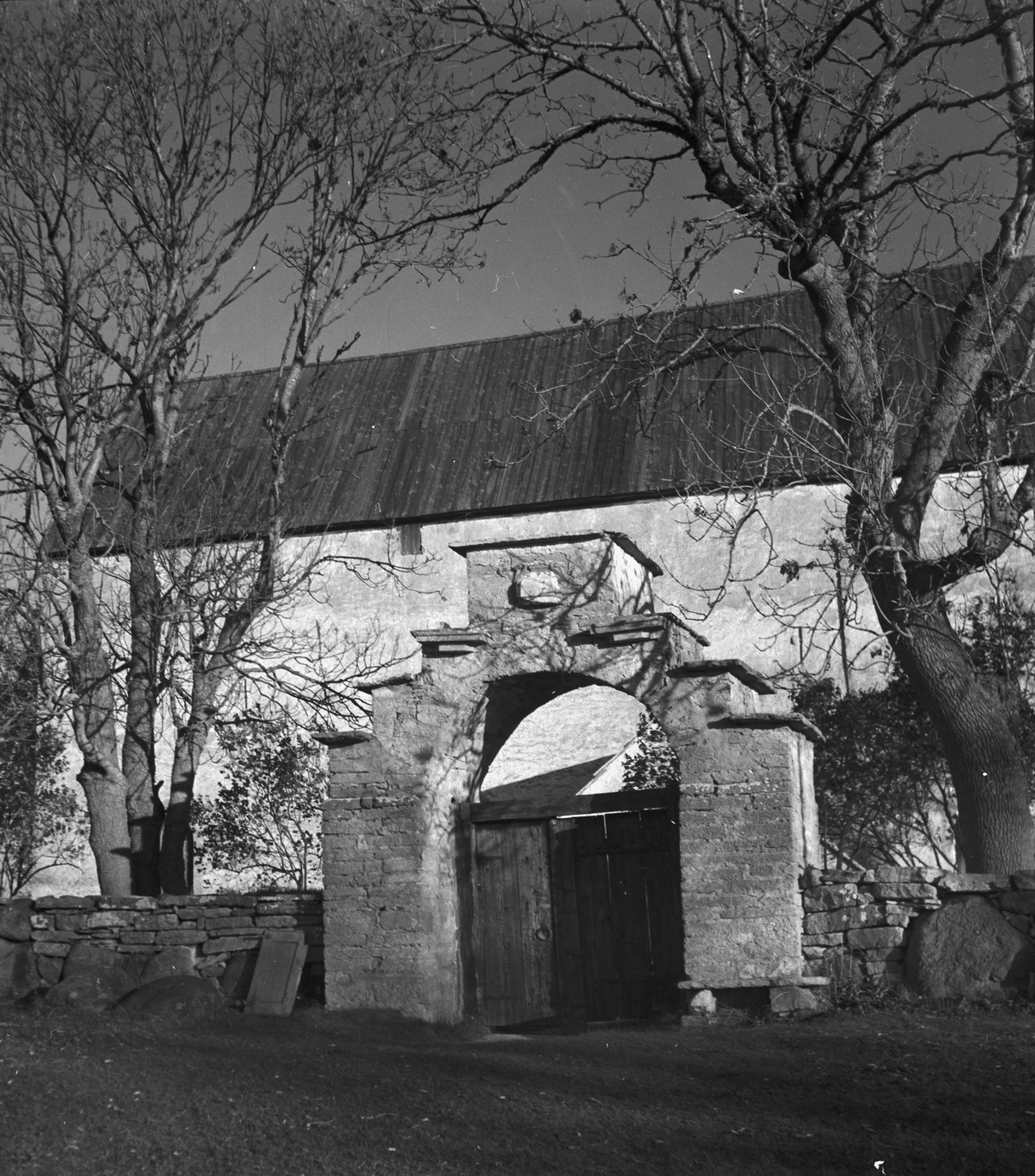 Iwar Anderson, Källa gamla kyrka