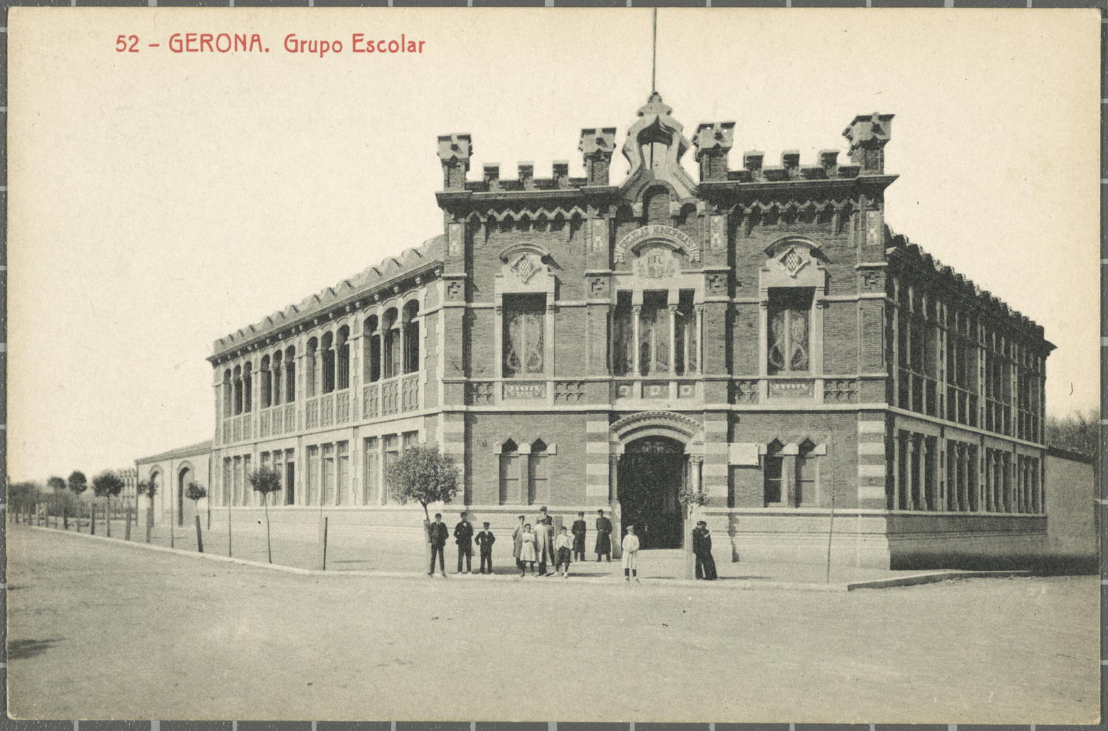Desconegut, 52 -Gerona. School Grupo
