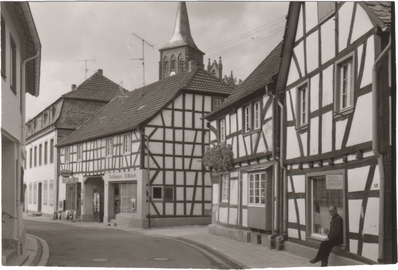 Unknown artist, Foto Textilwaren Welch in der Hauptstraße