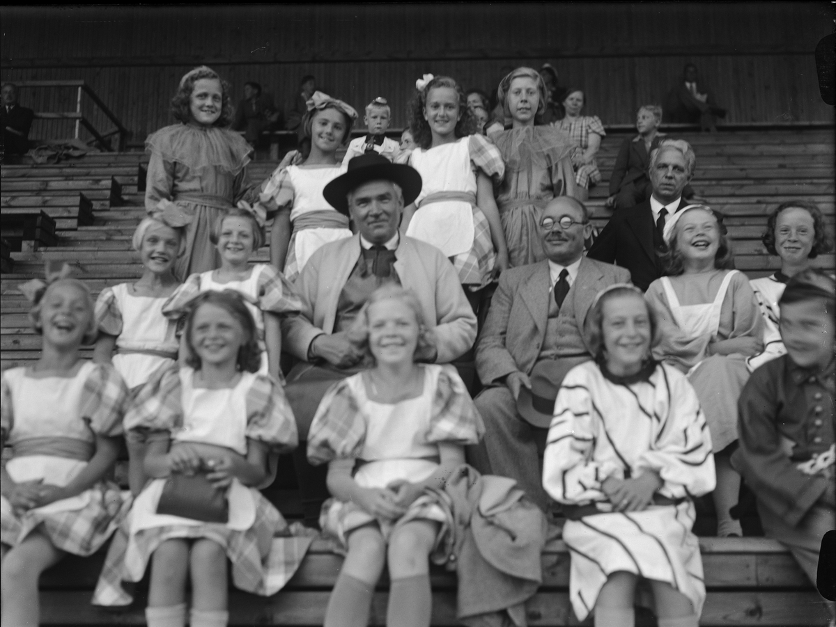 Paul Sandberg, The master Anders Diös at the Students' Sports Square at the inauguration of the Children’s Day Celebrations