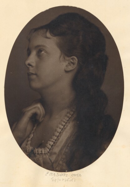 Unknown, [Portrait of young woman]