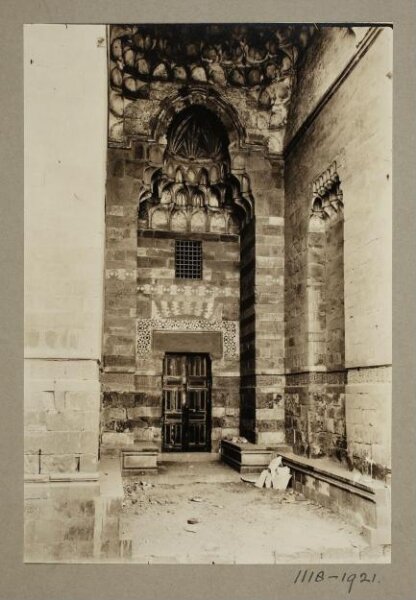 K.A.C. Creswell, The entrance of the palace of Mamluk Amir Yashbak min Mahdi originaly built by Amir Qawsun, Cairo