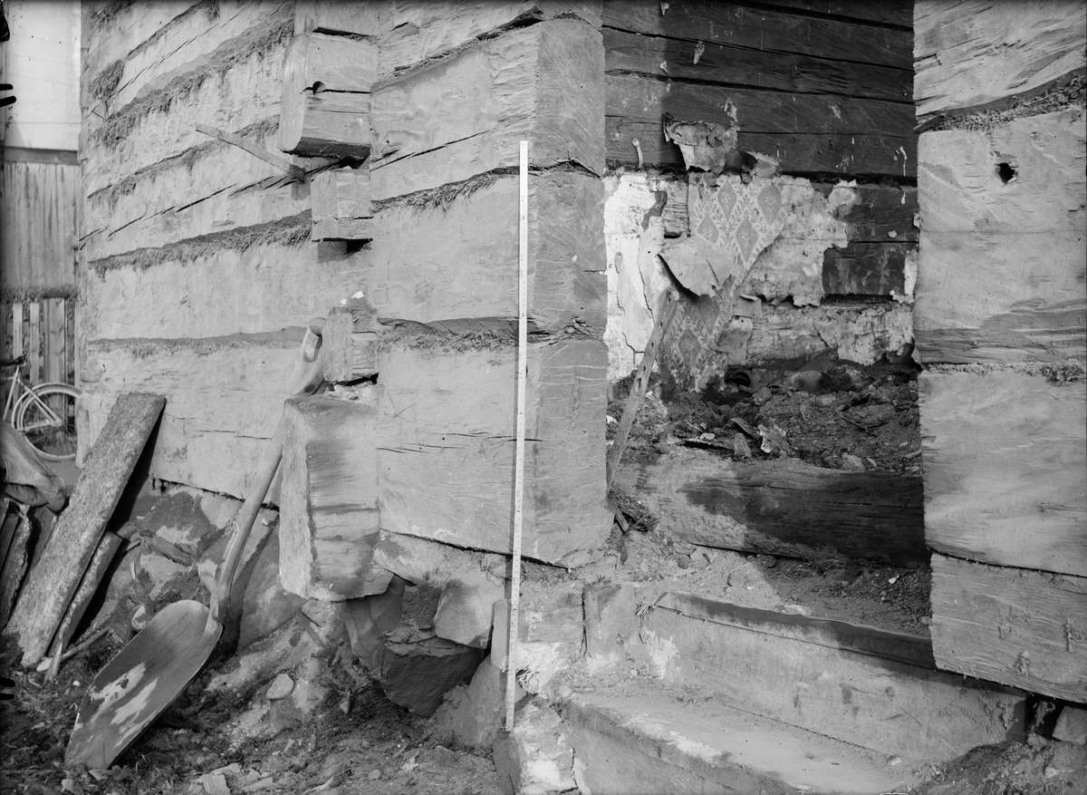 Paul Sandberg, Rivning av bostadshus, Klostergatan - Östra Ågatan 15, Uppsala november 1935