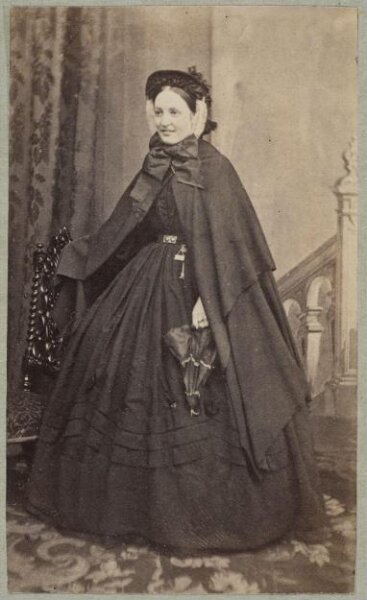 Unknown, Carte-de-visite photographs (480). Four photographs  are dry-mounted to each sheet (120).