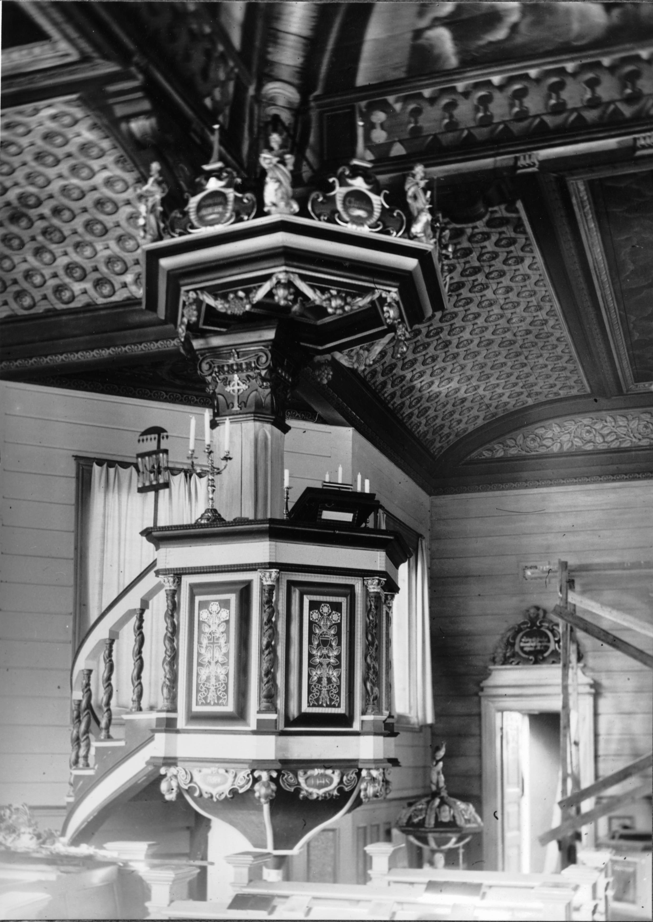 Olle Hellström, Ramundeboda kyrka (Bodarne kyrka)