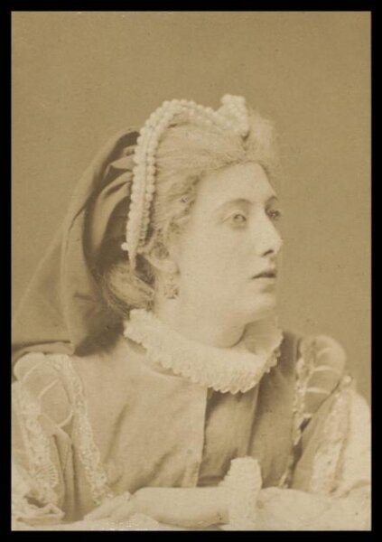 London Stereoscopic and Photographic Company, Guy Little Theatrical Photograph