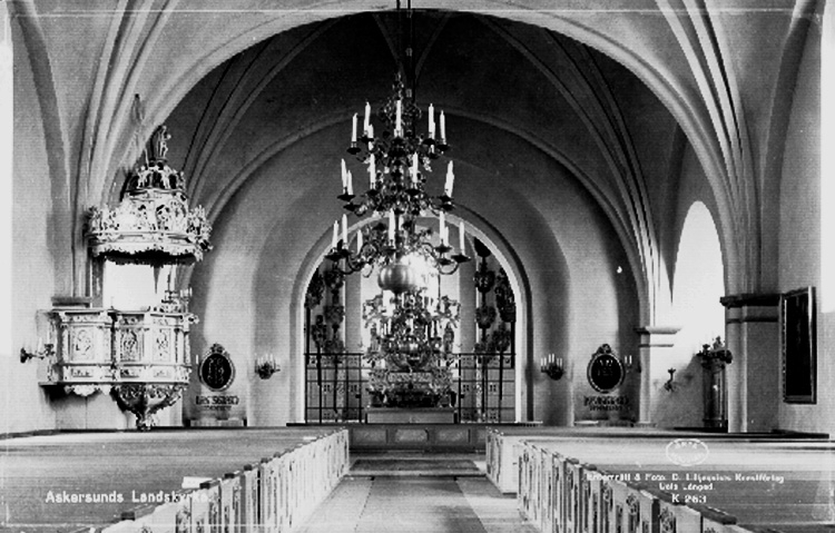 Olof Lilljeqvists Konstförlag, Askersunds Landskyrka, interiör. Bilden tagen för vykort.