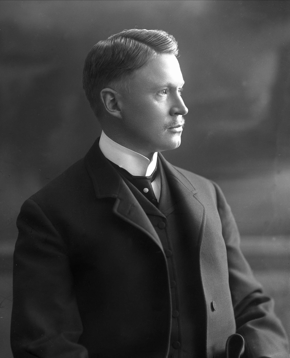 Gustav Borgen, NFB.43990