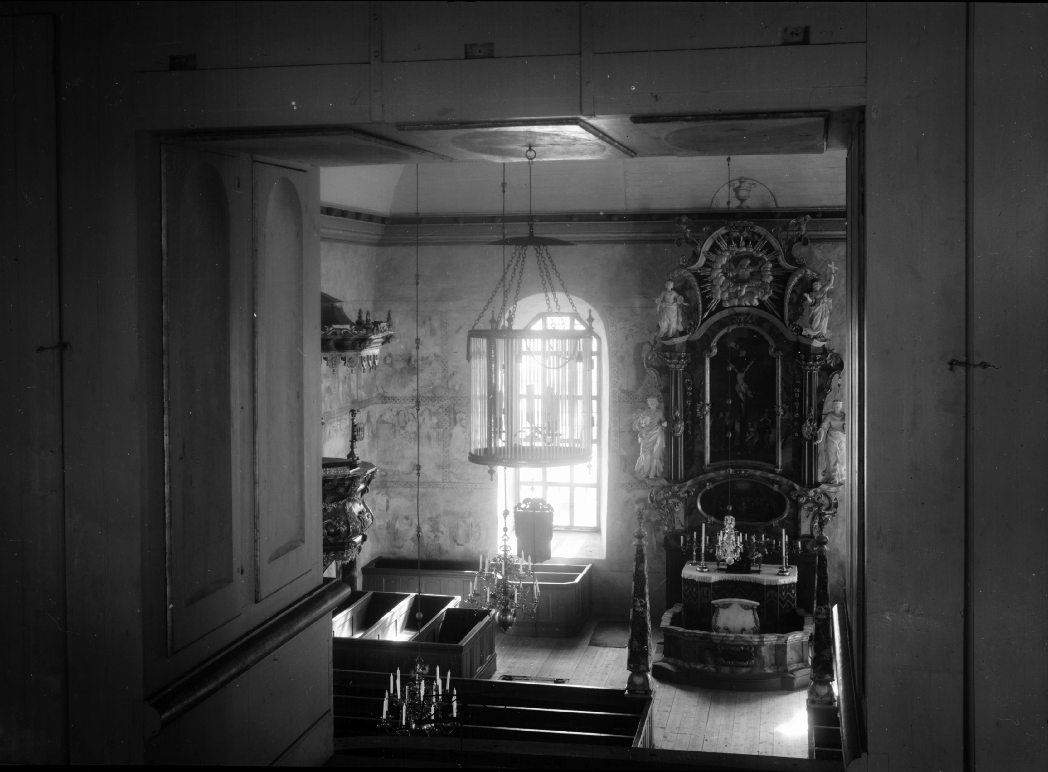 Iwar Anderson, Ovikens gamla kyrka
