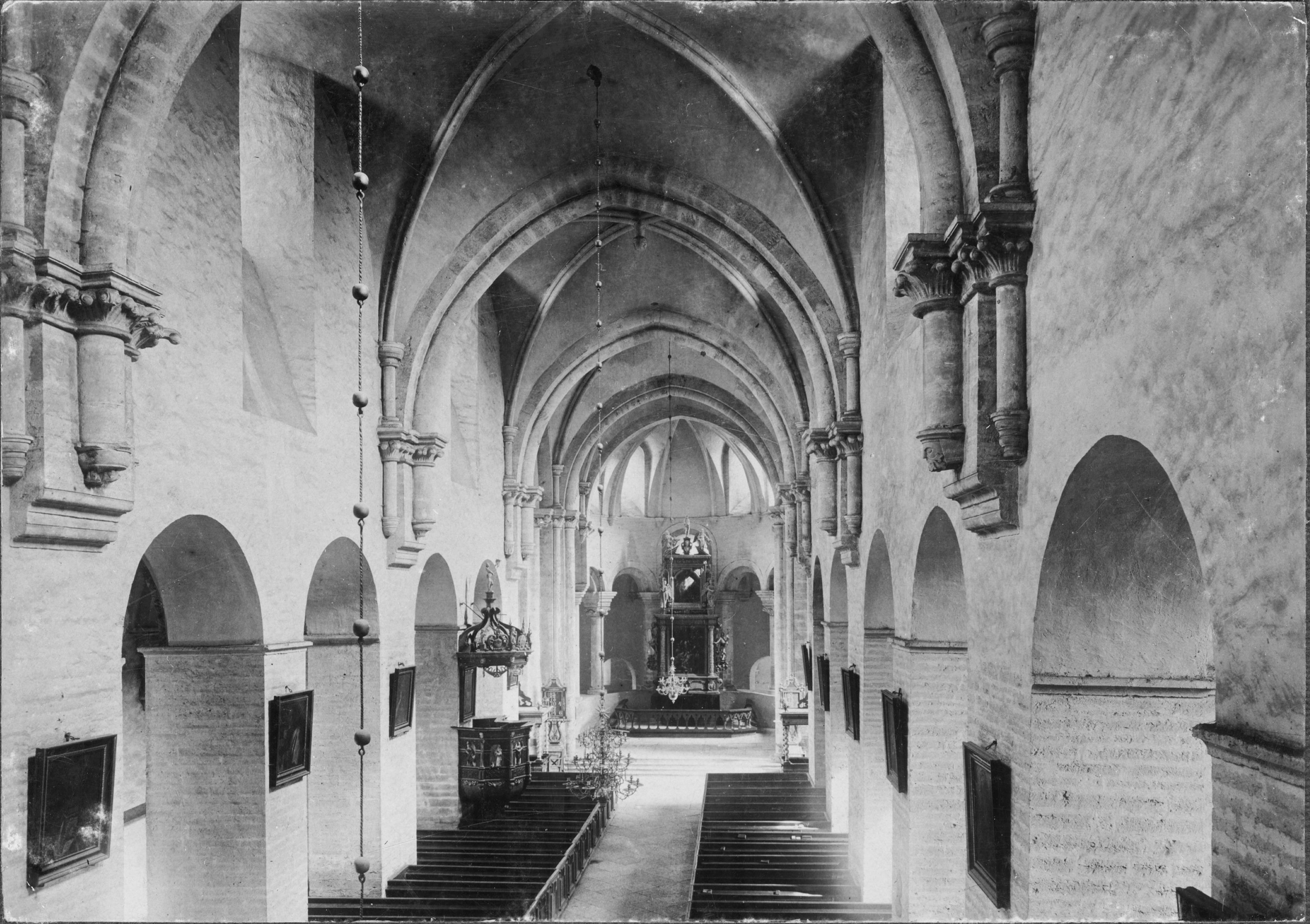 Axel Sjöberg, Varnhems klosterkyrka