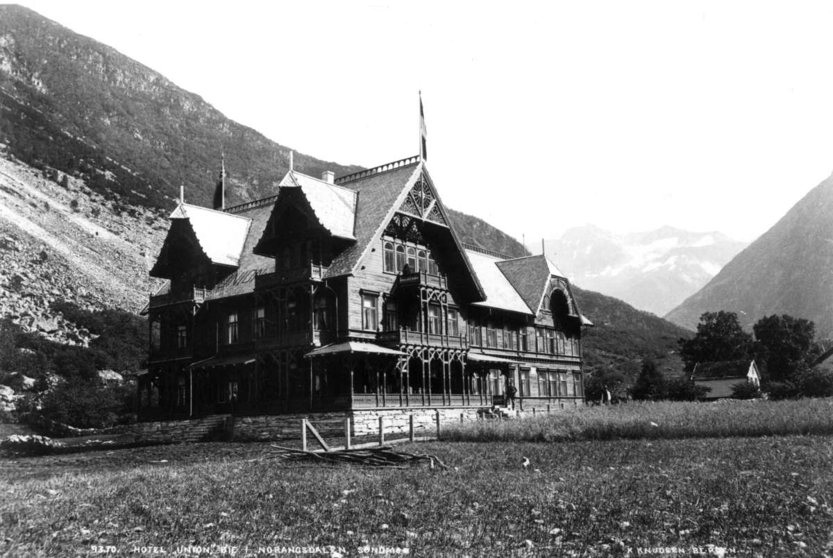 Knud Knudsen, 9370 HOTEL UNION ØIE I NORDANGSDALEN SØNDMØR