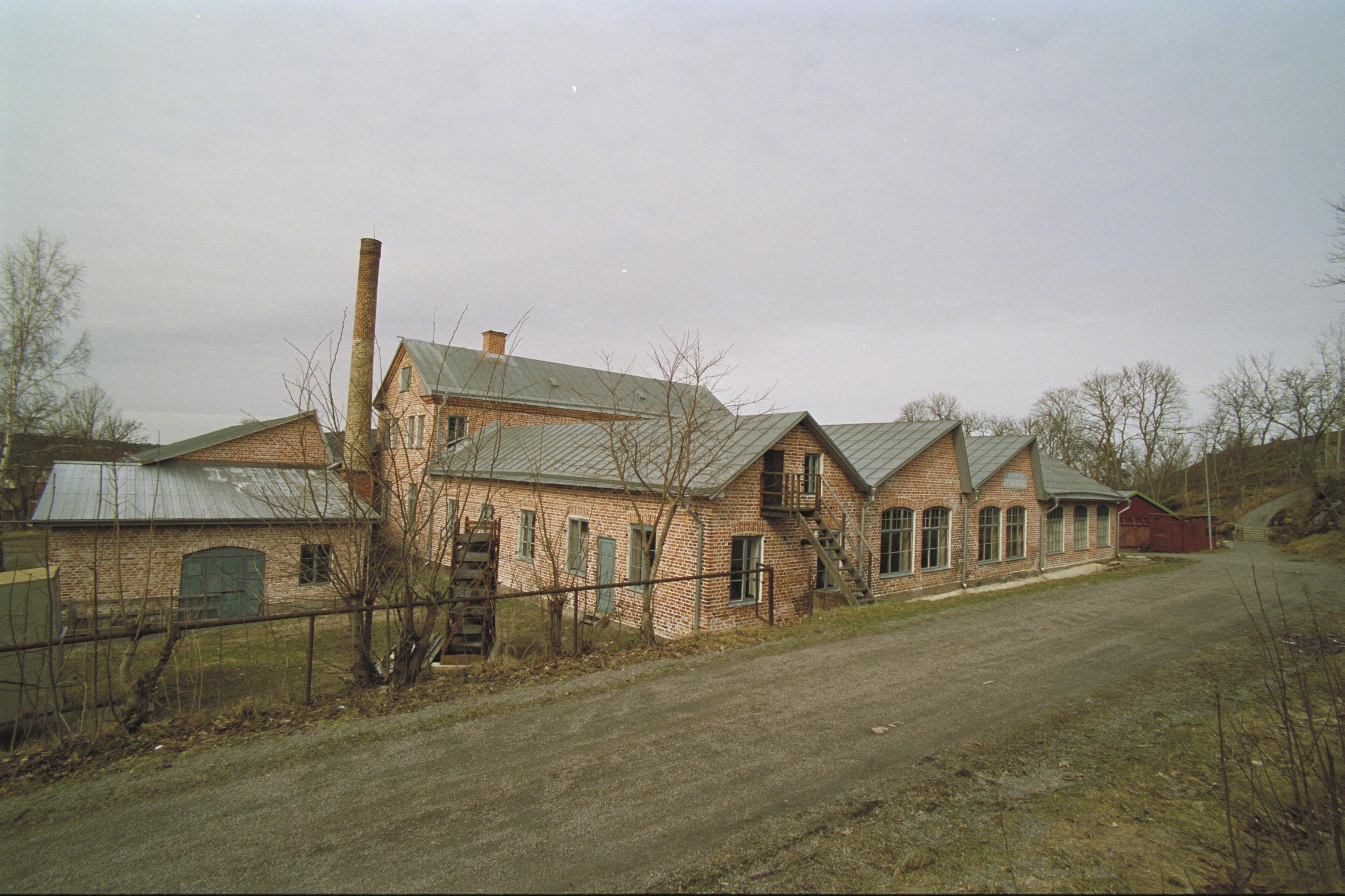 Bengt A Lundberg, Pythagoras motorfabrik