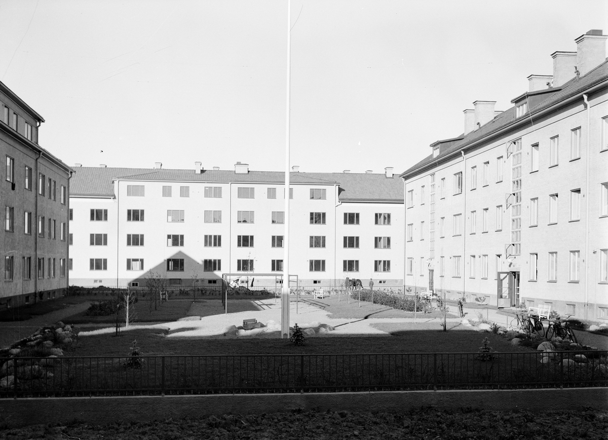Paul Sandberg, Flerbostadshus i kvarteret Aslög, Höganäsområdet