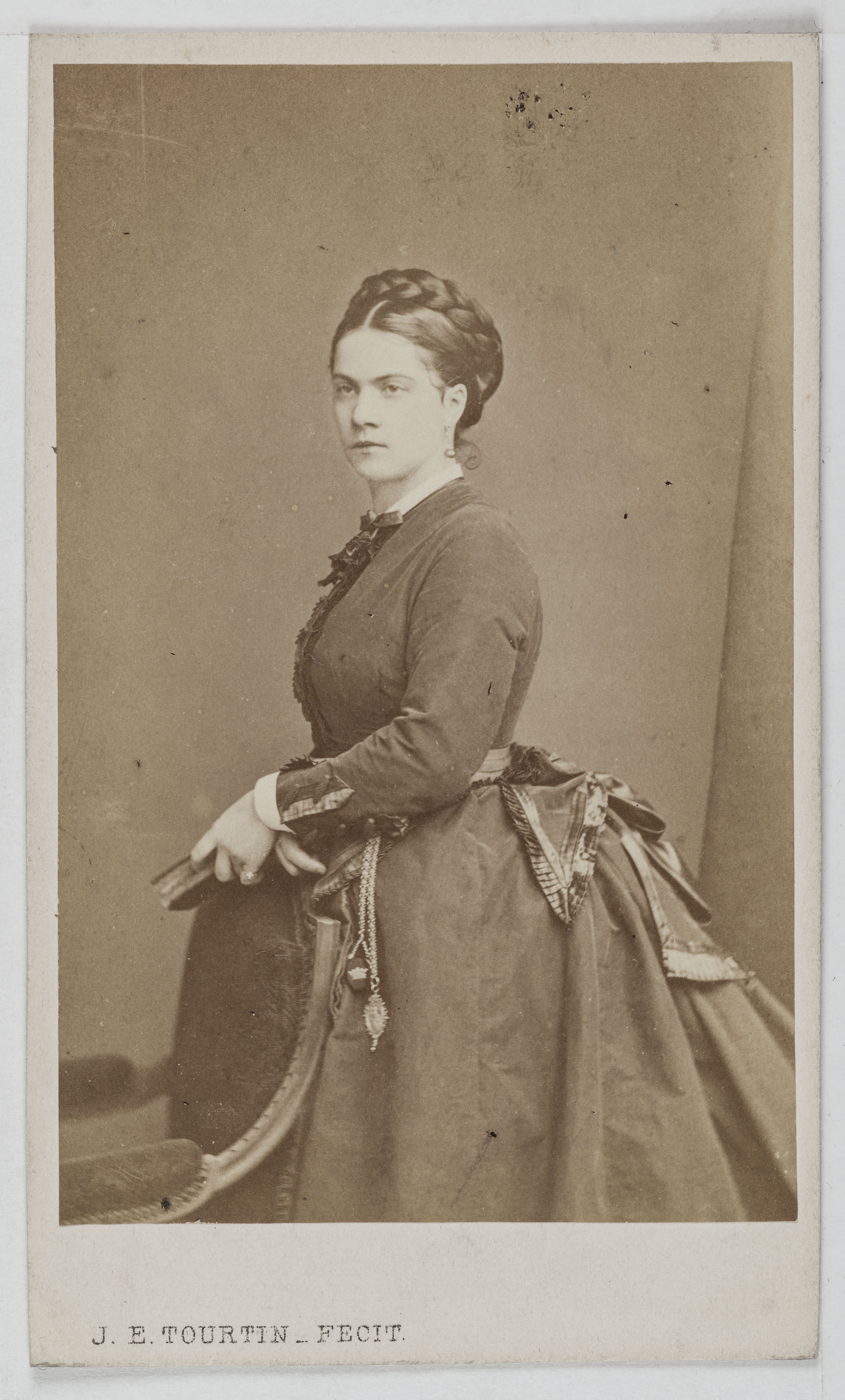 Joseph Tourtin, Portrait d'Alix Marie Angèle Séon (v. 1835-1906), dite Pasca, actrice de théâtre entre 1864 et 1891.