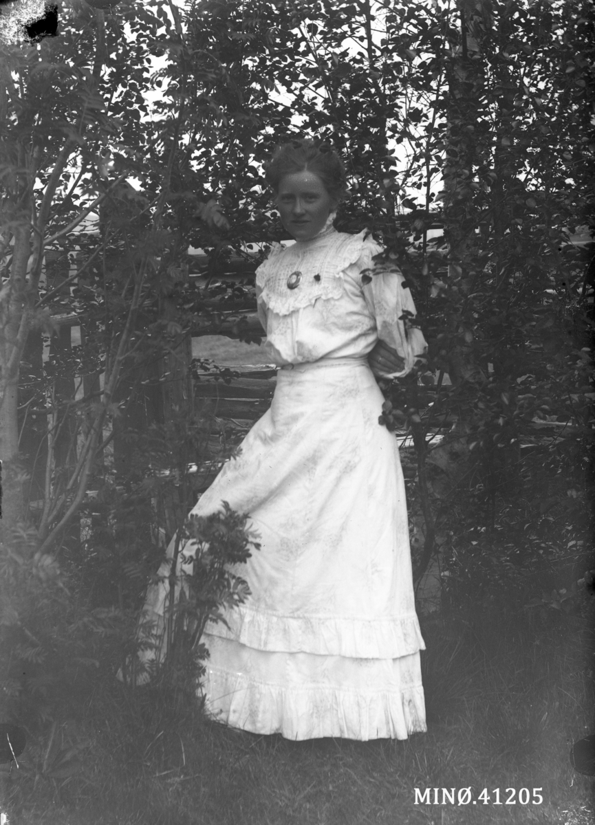 Oscar Holte, Portrett av kvinne