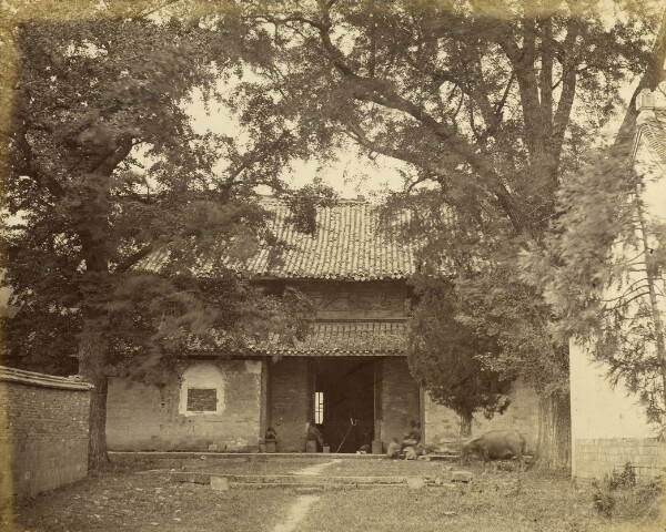 Felice Beato, Building and Camera, China