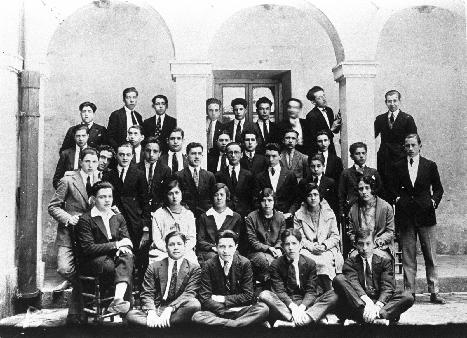 Desconegut, [Institut de Segon Ensenyament]
