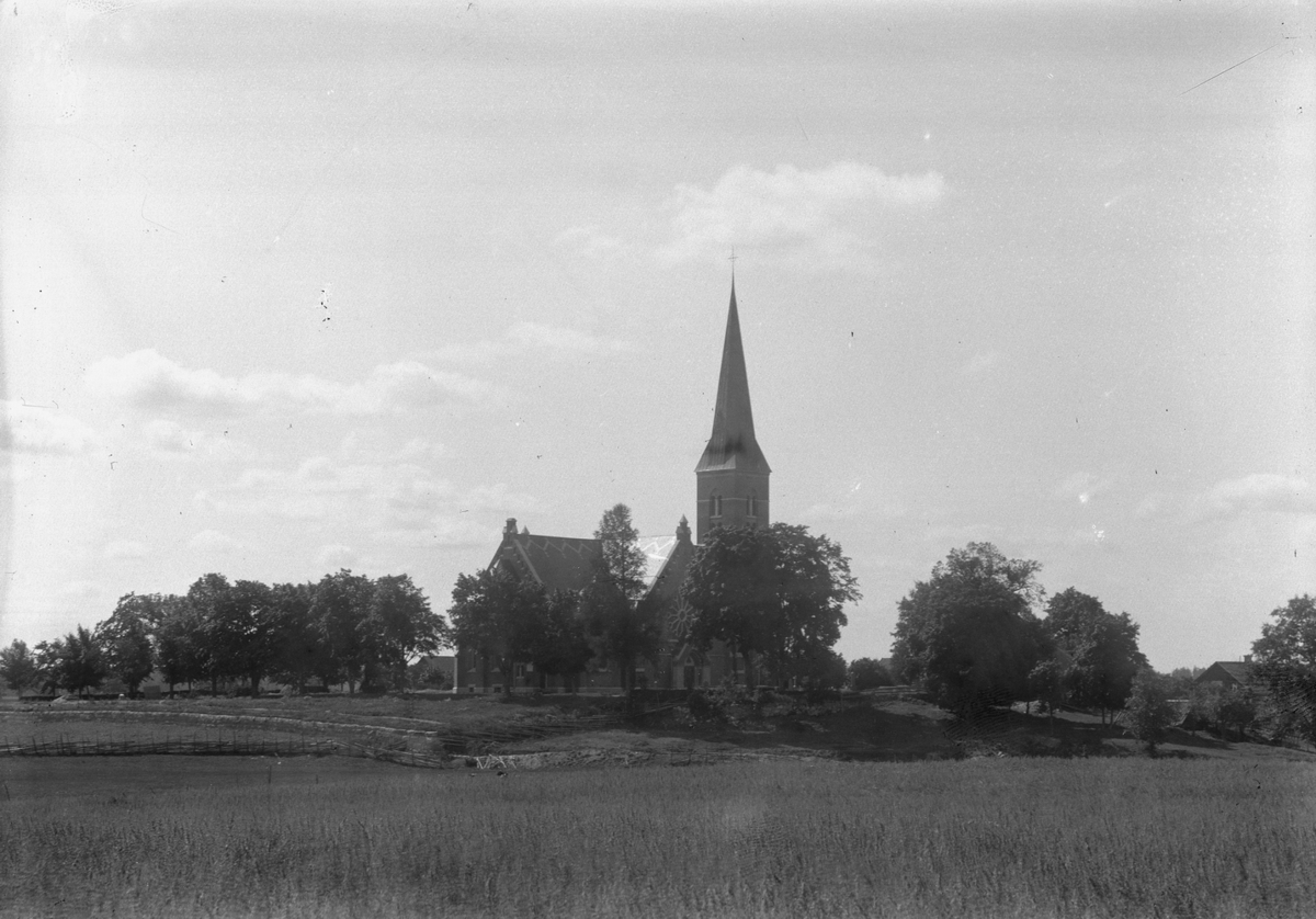 Gustaf Ferdinand Hallberg, Church, exterior.
