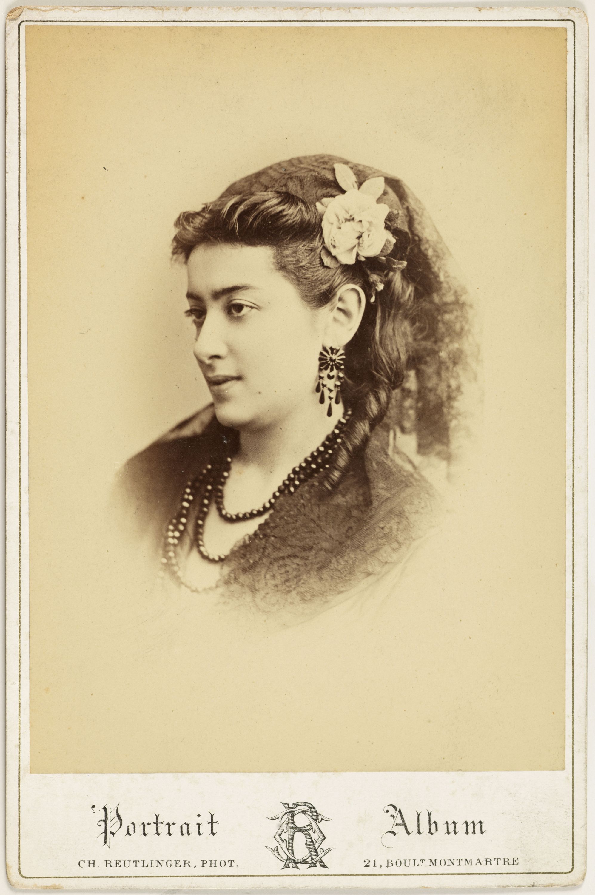 Charles Reutlinger, Portrait de Bloch (Marie?), actrice