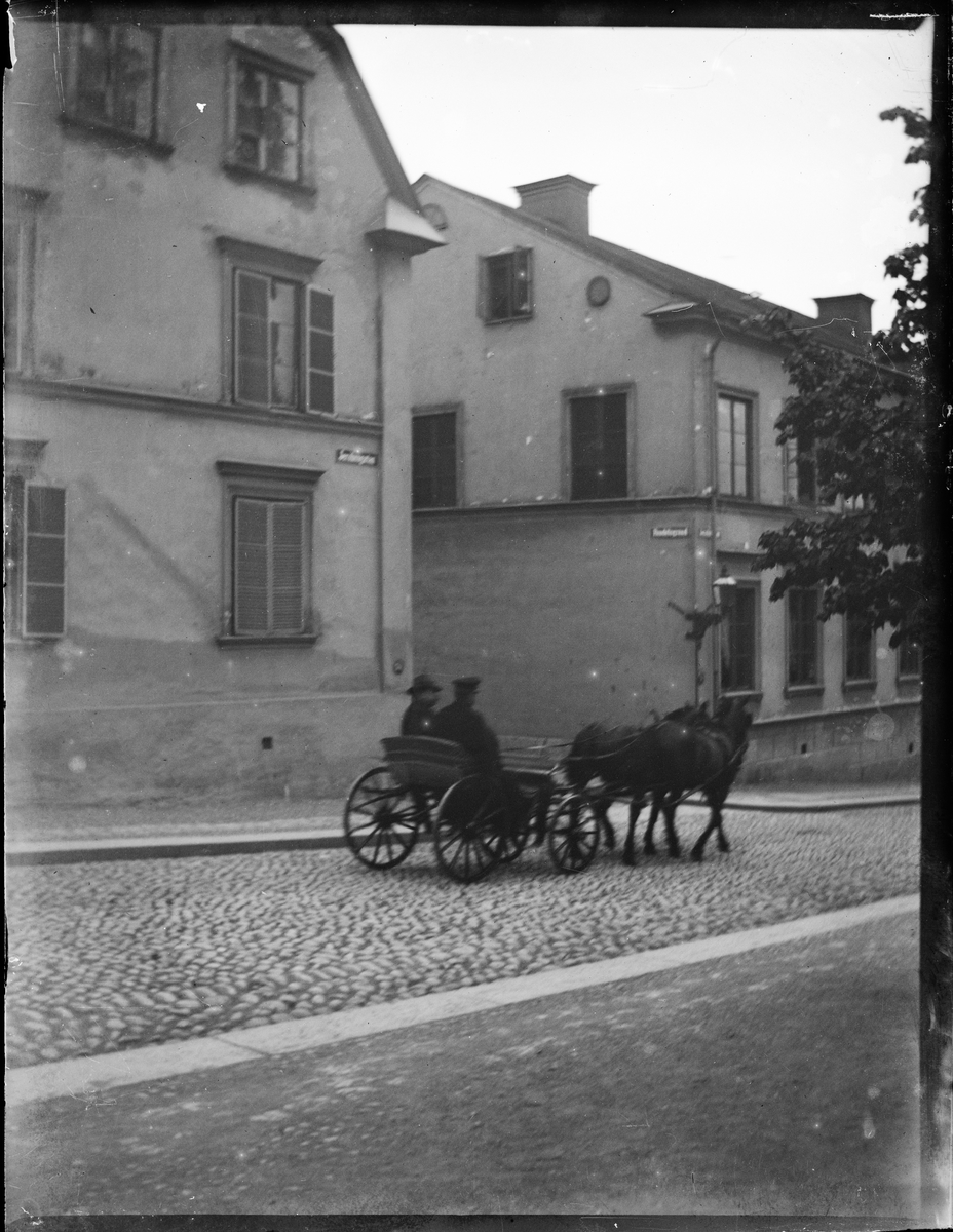 Carl Liljefors, "Doktor Karl Hedbom", korsningen Järnbrogatan - Rundelsgränd, Fjärdingen, Uppsala 1900 - 1901