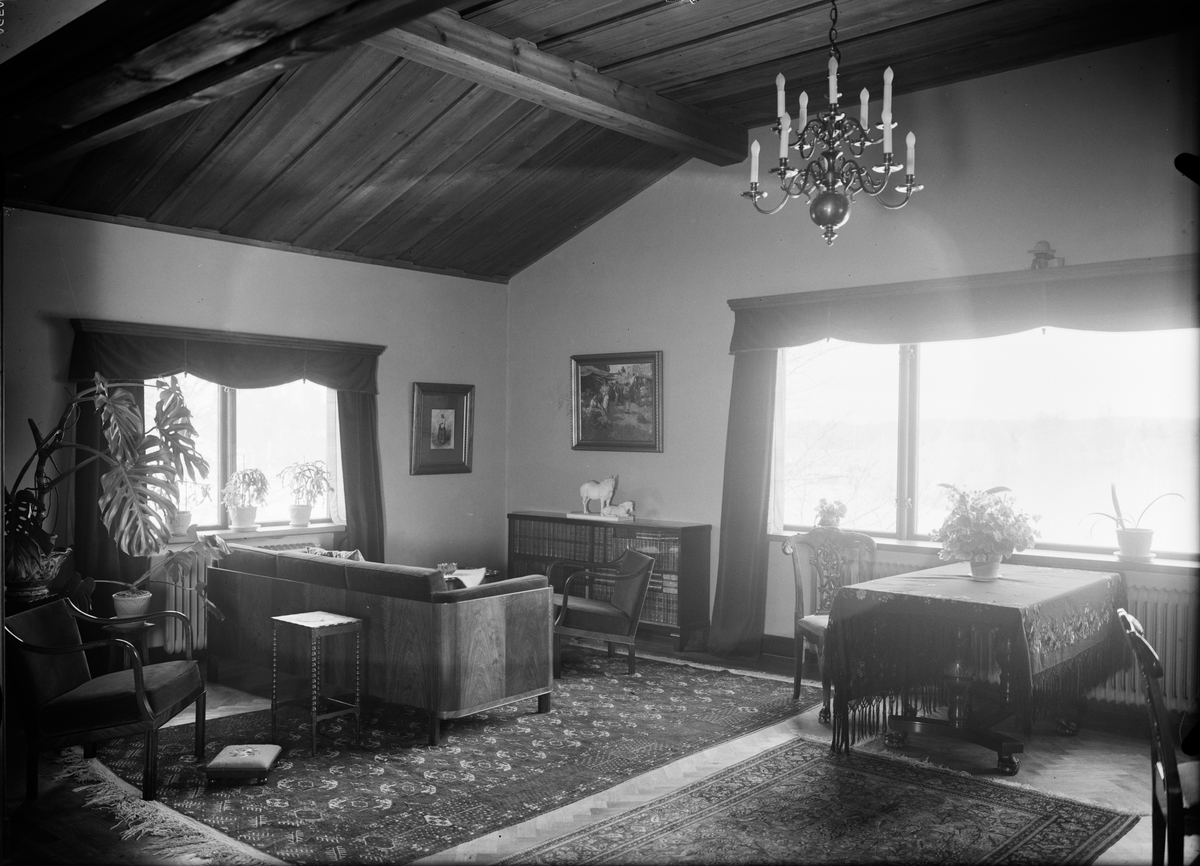 Paul Sandberg, Bostadsinteriör - byggmästaren Anders Diös villa, Vårdsätravägen, kvarteret Aspen, Graneberg, Sunnersta, Uppsala 1935