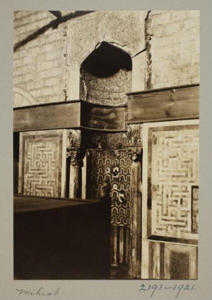 K.A.C. Creswell, Mihrab in the mausoleum of the zawiya of Shaykh Zayn al-Din Yusuf, Cairo
