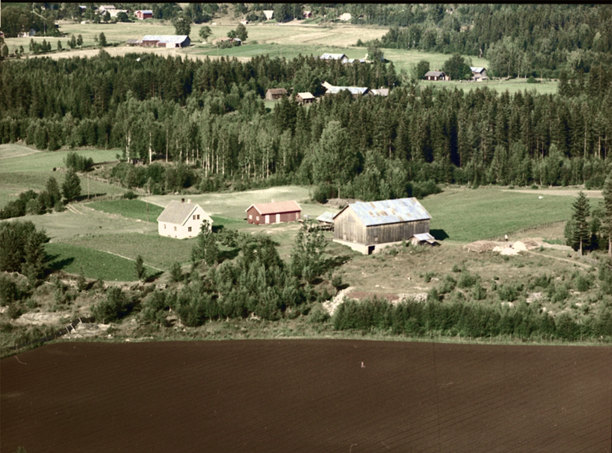 Widerøes Flyveselskap A/S, FLYFOTO SØSVEEN, VALLSET