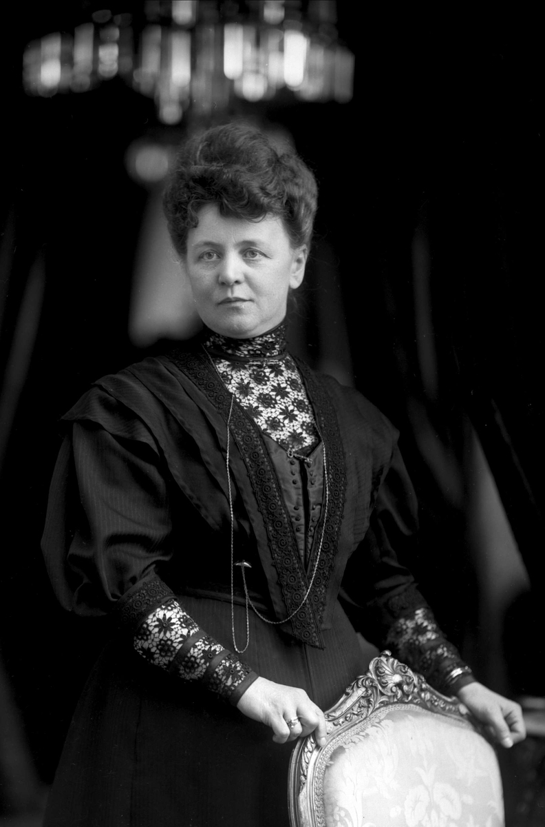 Gustav Borgen, Portrett av Marie Louise Stenersen f. Aarnæs.