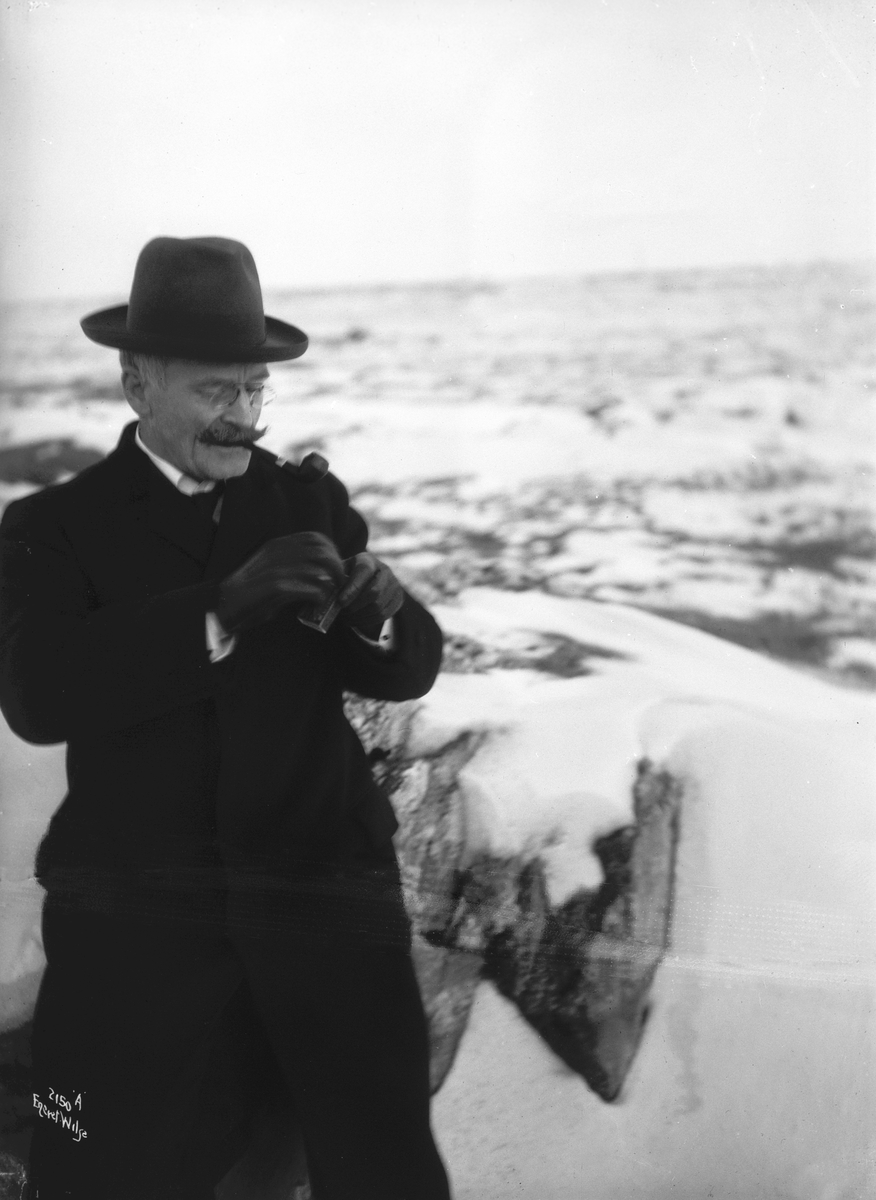 Anders Beer Wilse, Prot: Knud Hamsun paa Stranden 13/4