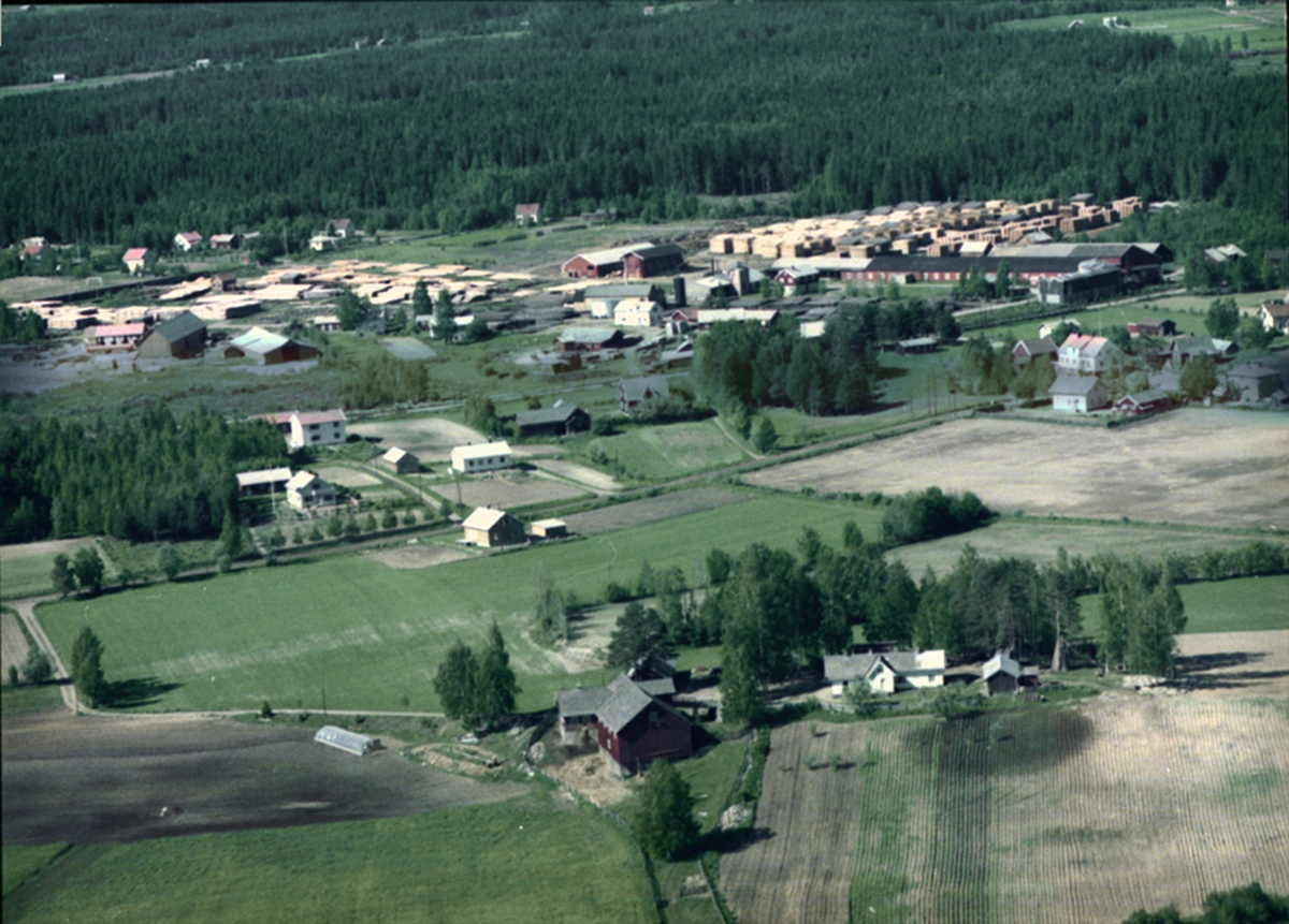 Widerøes Flyveselskap A/S, FLYFOTO HAUGEN, ILSENG